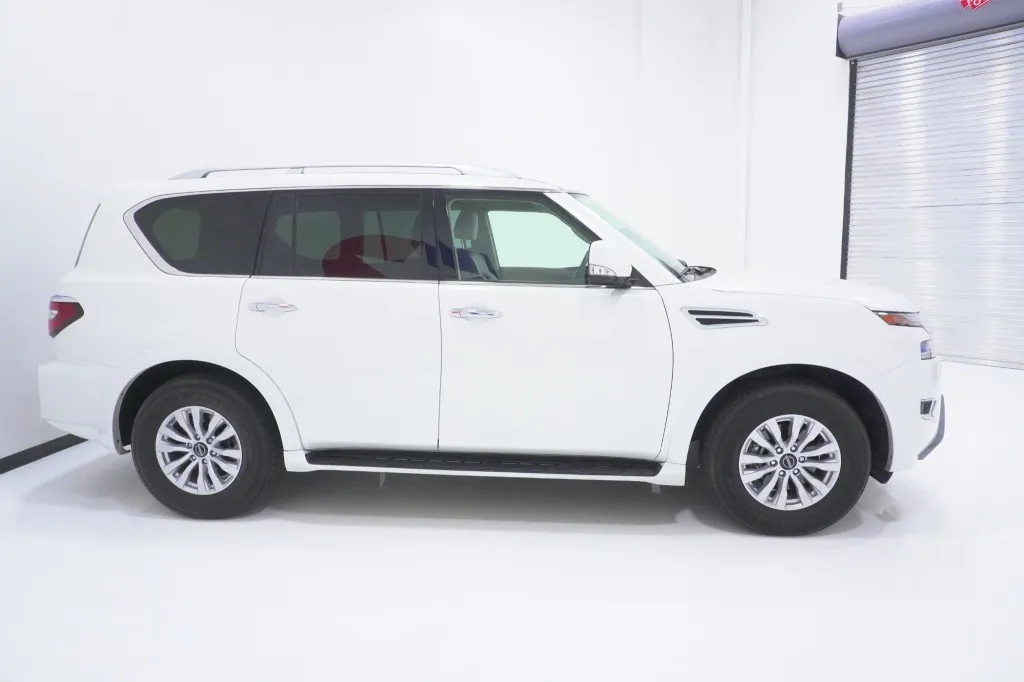 2024 Nissan Armada SV