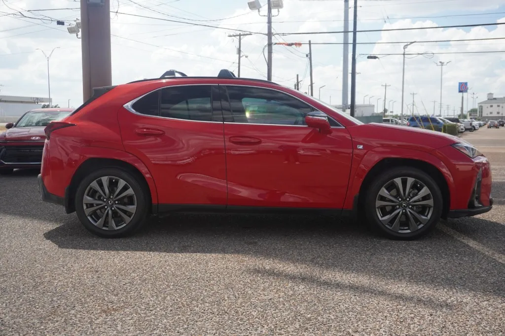 2024 Lexus UX UX 250h F SPORT Handling