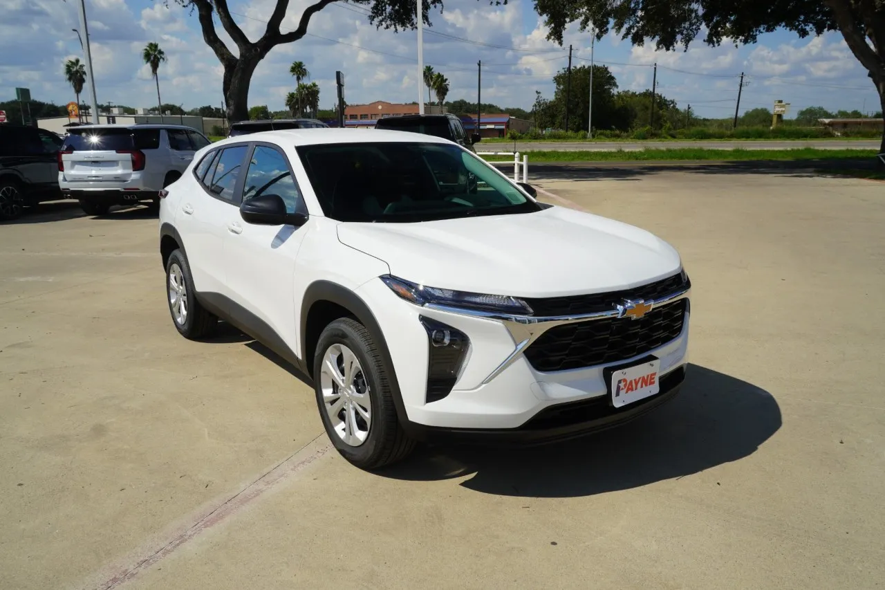2026 Chevrolet Trax LS