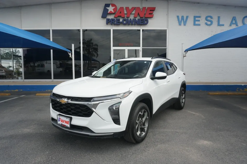 2025 Chevrolet Trax LT