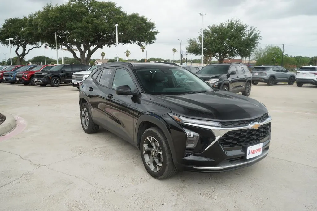 2025 Chevrolet Trax LT