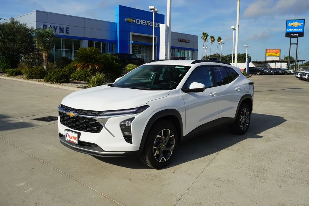 2025 Chevrolet Trax LT