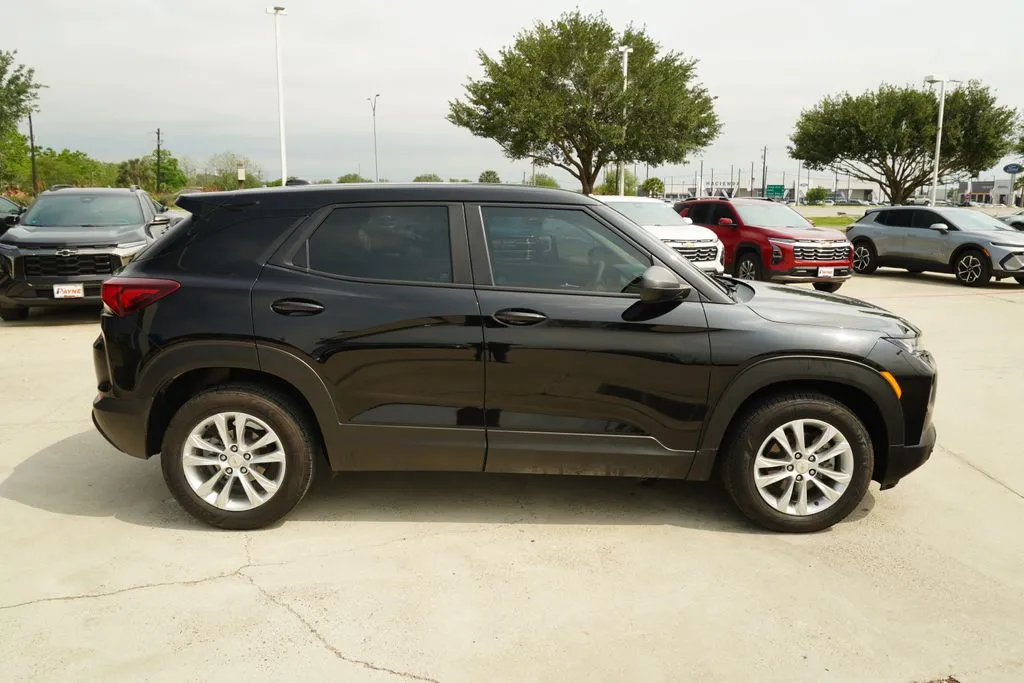 2023 Chevrolet TrailBlazer LS