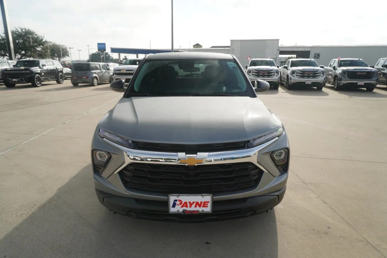 2026 Chevrolet Trailblazer LS - Photo 2