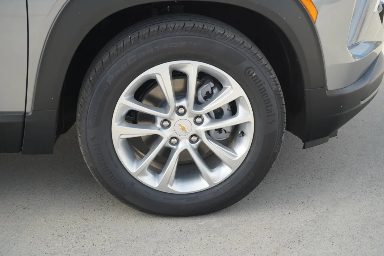 2026 Chevrolet Trailblazer LS - Photo 5
