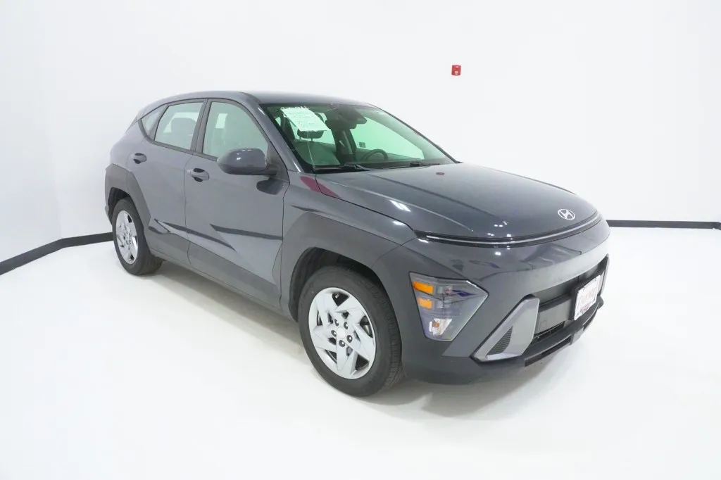 2024 Hyundai Kona SE