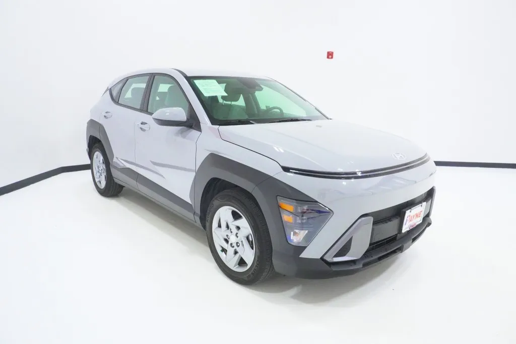 2024 Hyundai Kona SE