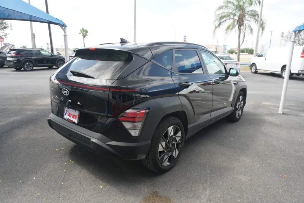 2024 Hyundai Kona SEL