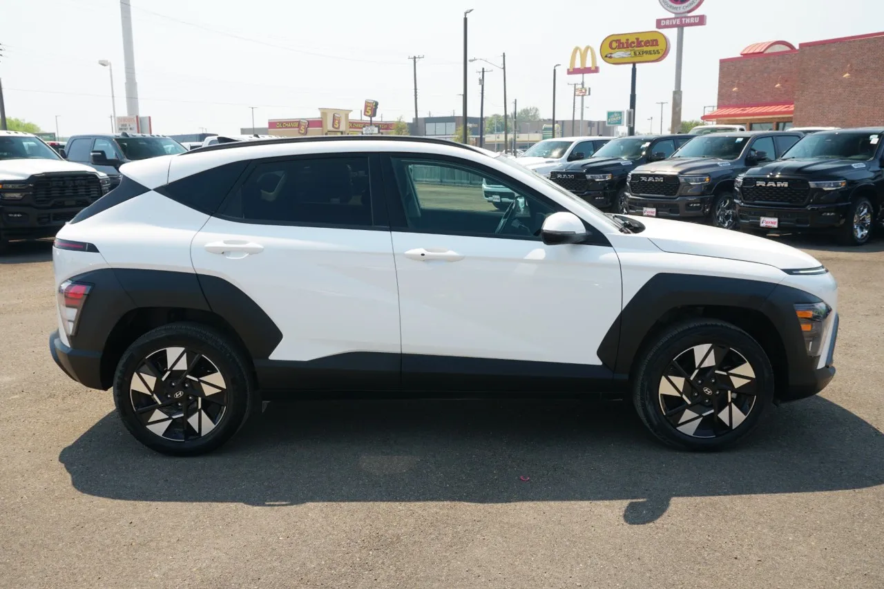 2025 Hyundai Kona SEL
