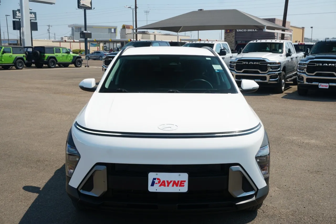 2025 Hyundai Kona SEL