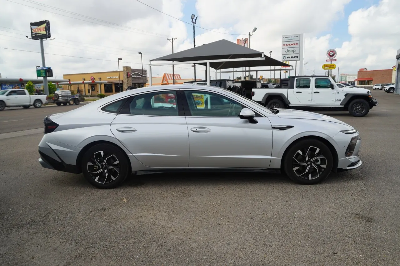 2025 Hyundai Sonata SEL