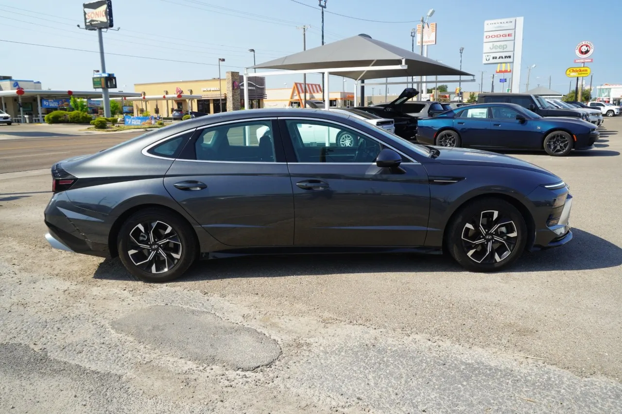 2025 Hyundai Sonata SEL