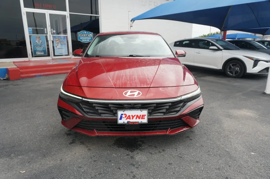 2024 Hyundai Elantra Limited