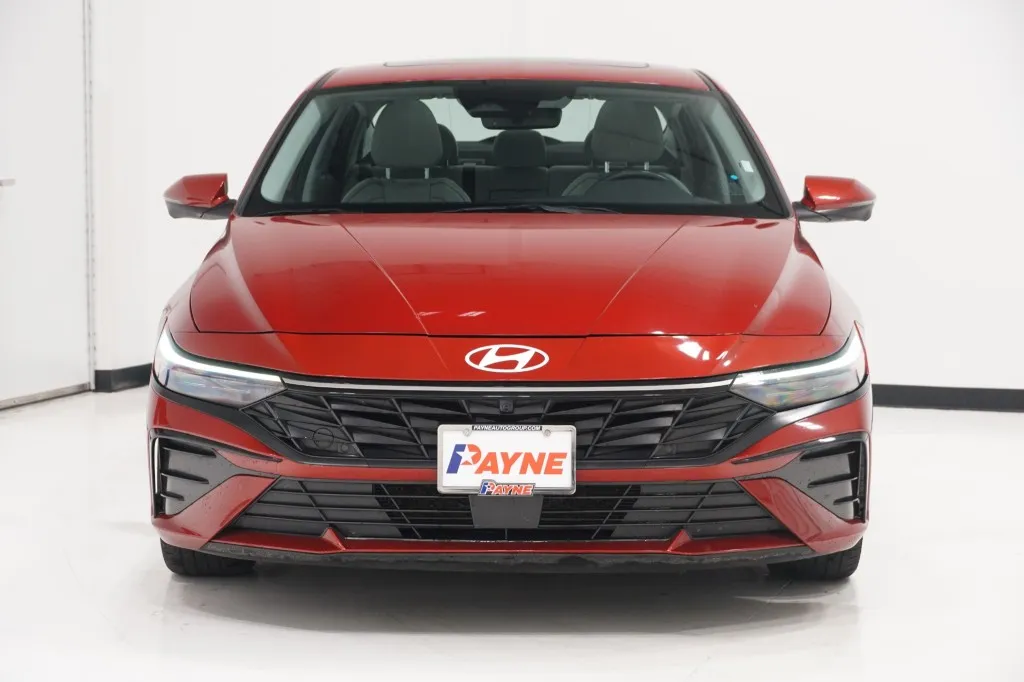 2024 Hyundai Elantra Limited