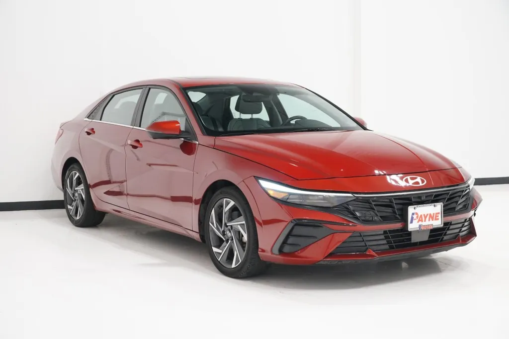 2024 Hyundai Elantra Limited