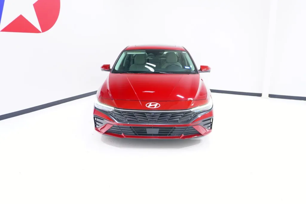 2024 Hyundai Elantra Limited