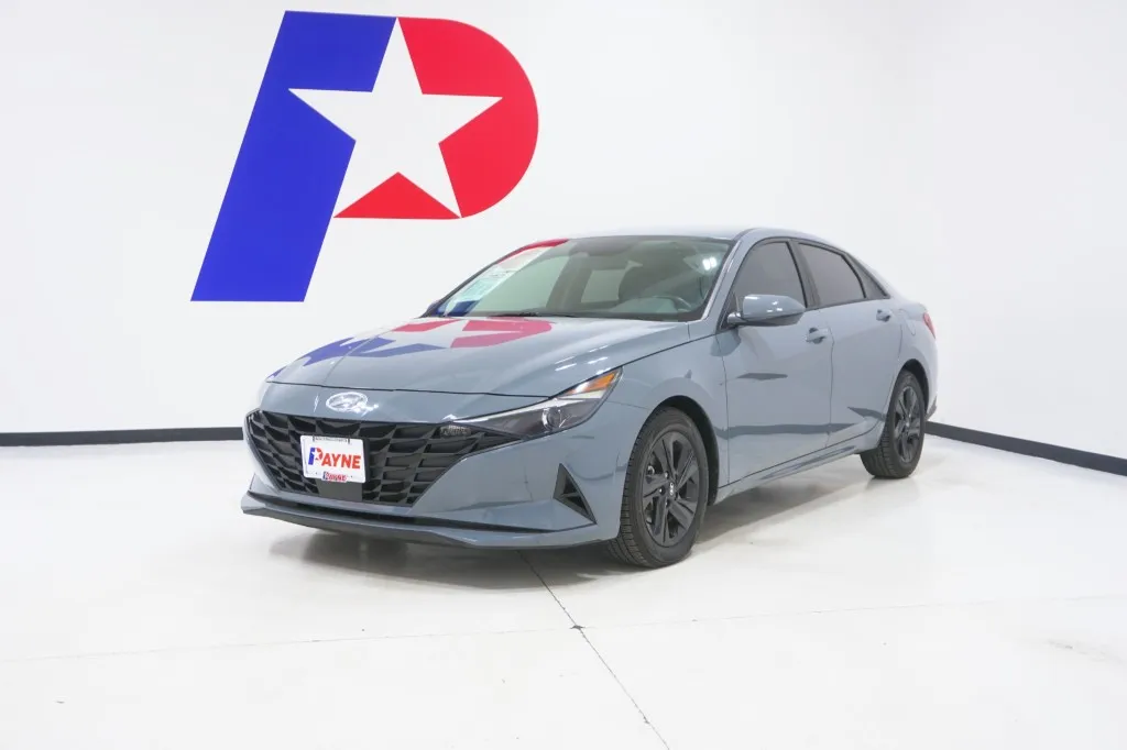 2022 Hyundai Elantra SEL