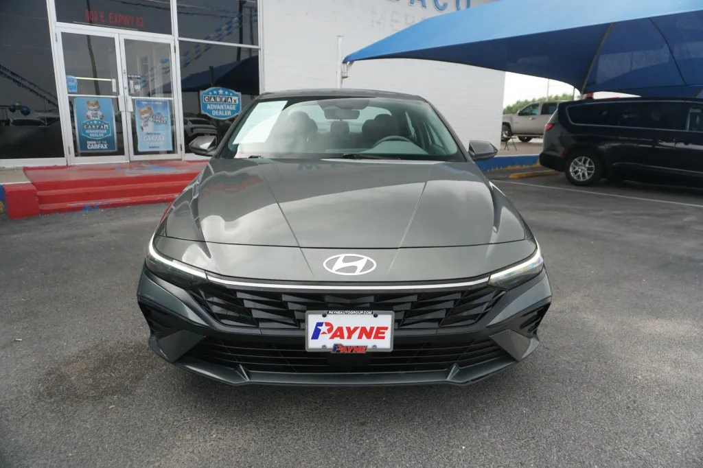 2025 Hyundai Elantra SEL Convenience