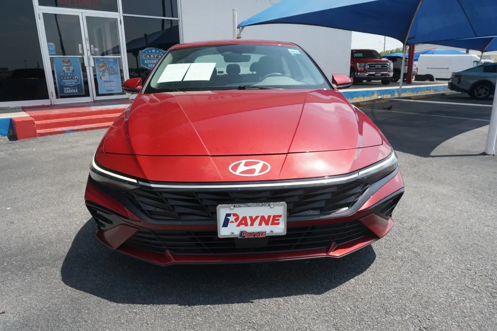 2025 Hyundai Elantra SEL Convenience
