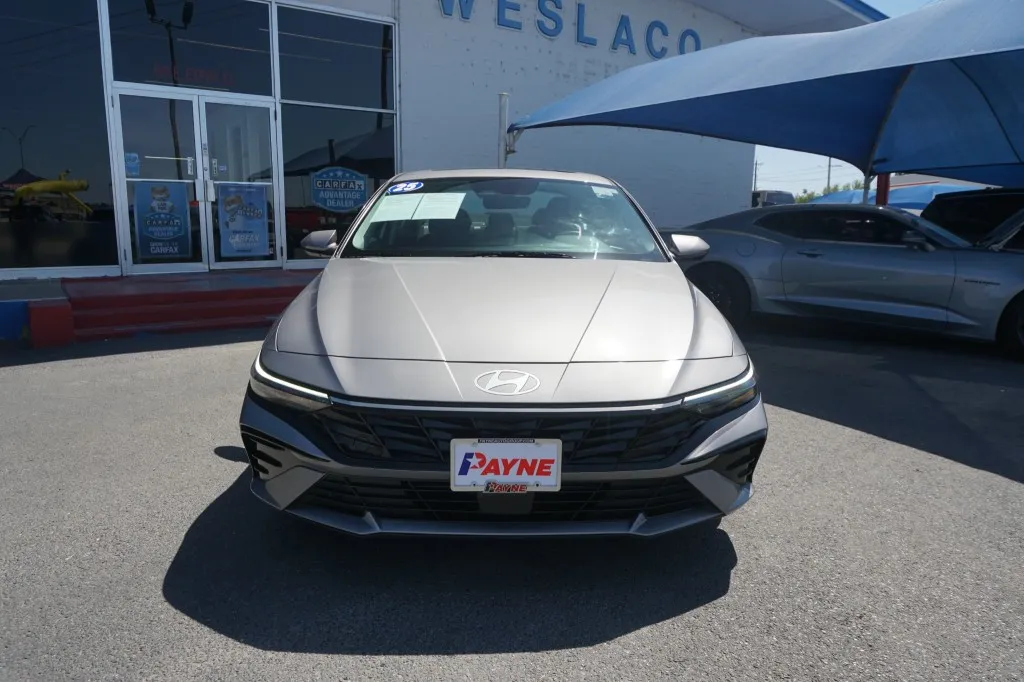 2025 Hyundai Elantra SEL Convenience