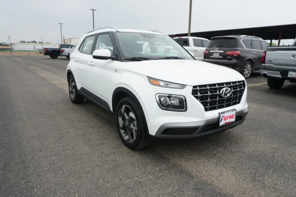 2025 Hyundai Venue SEL