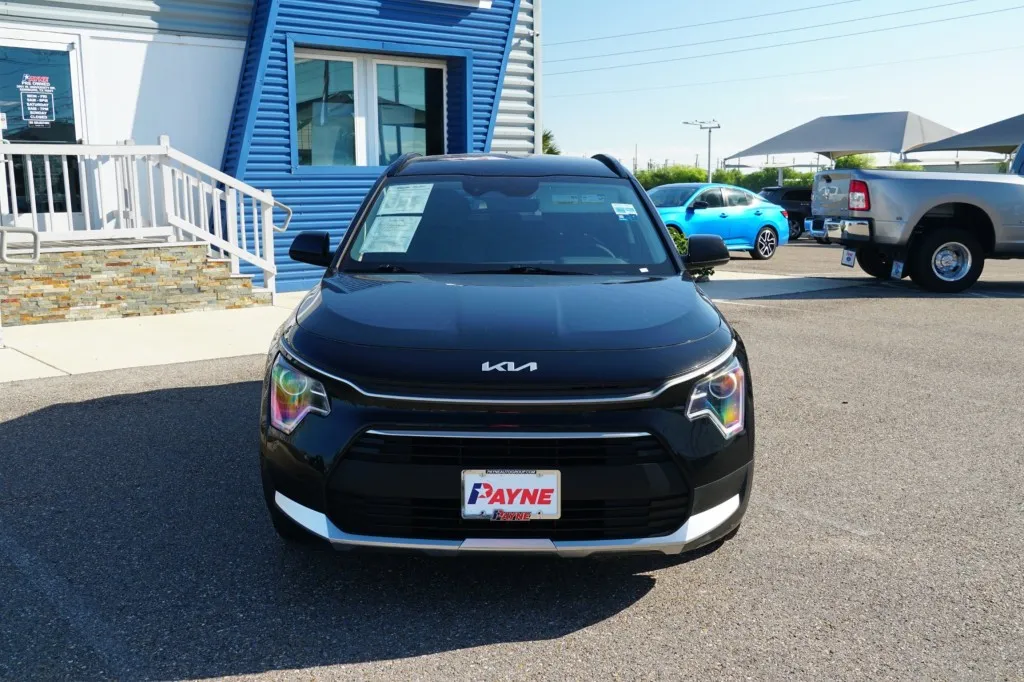 2025 KIA Niro LX
