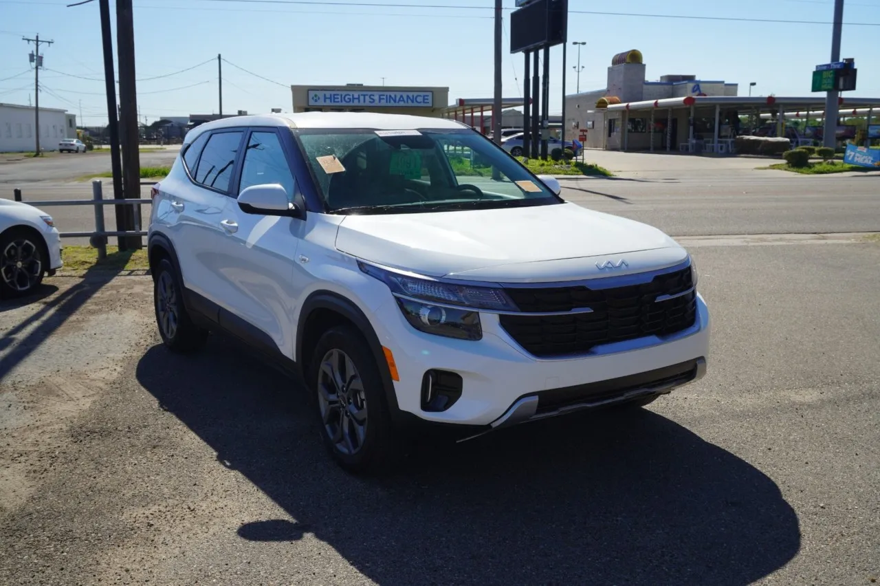 2026 KIA Seltos LX
