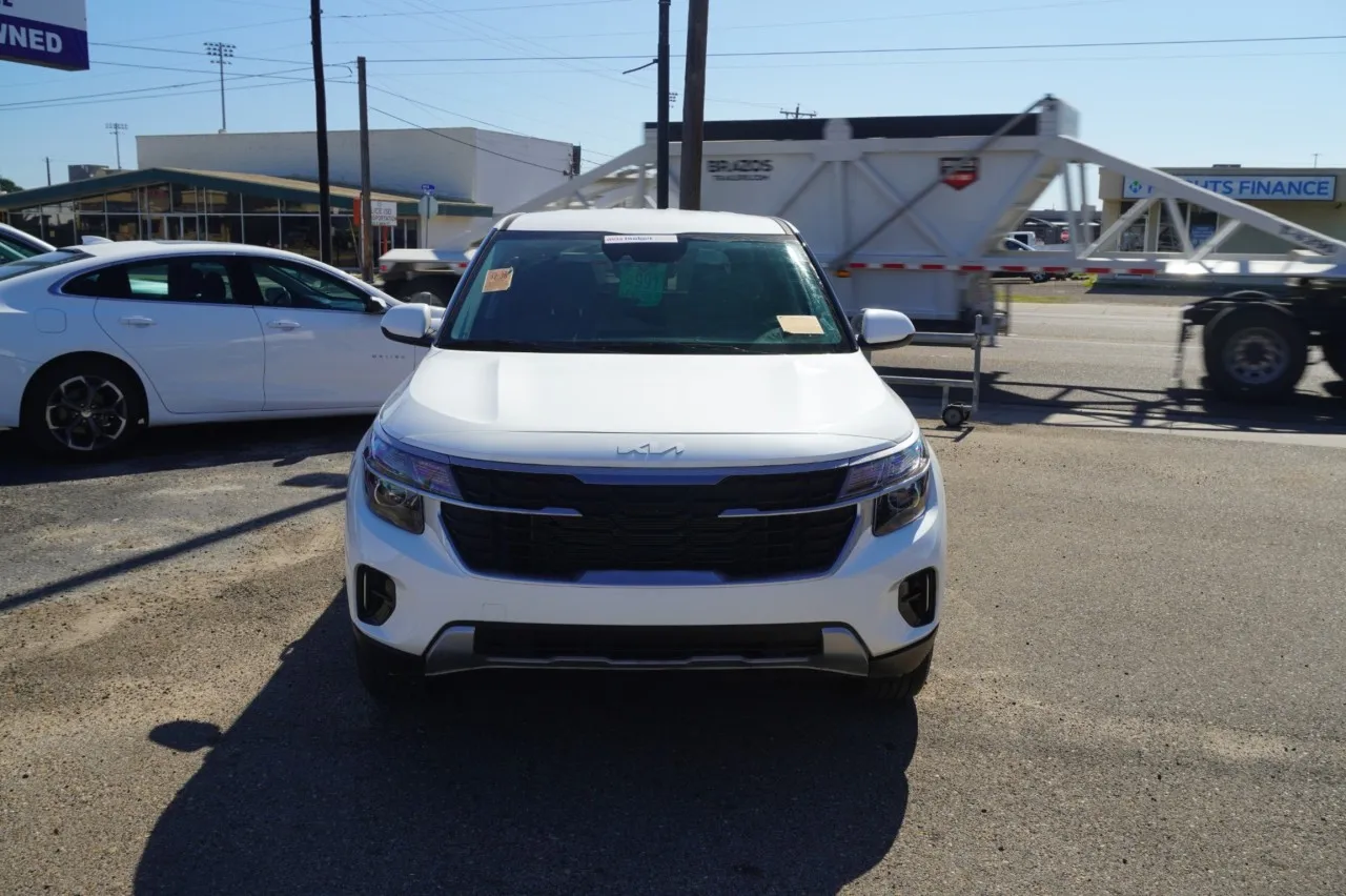 2026 KIA Seltos LX