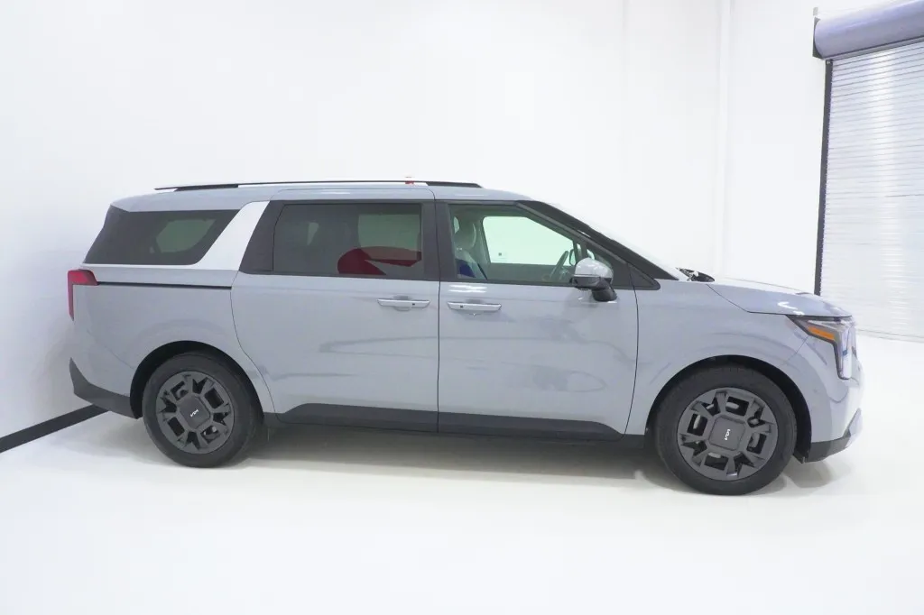 2025 KIA Carnival Hybrid EX