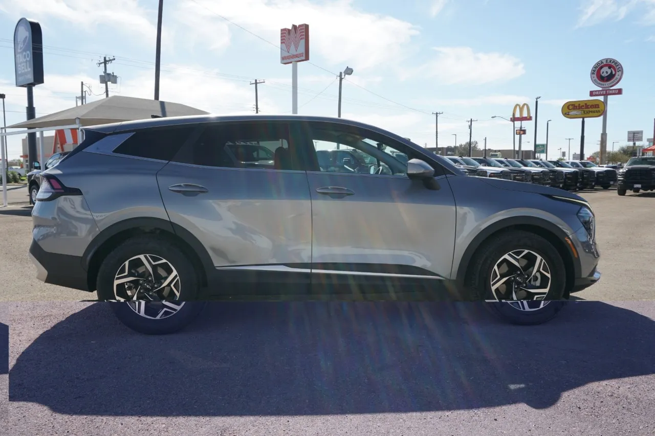 2024 KIA Sportage LX