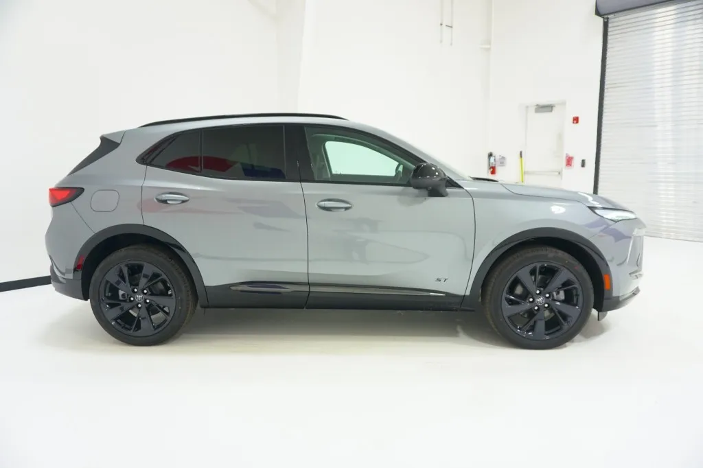 2026 Buick Envision Sport Touring - Photo 4