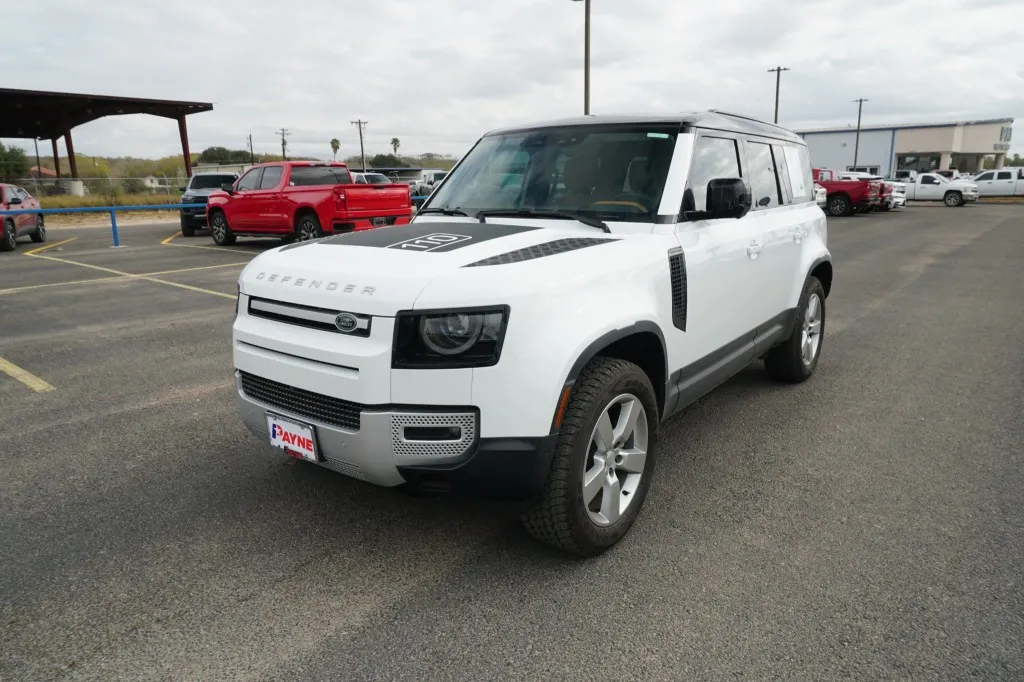 2024 Land Rover Defender S