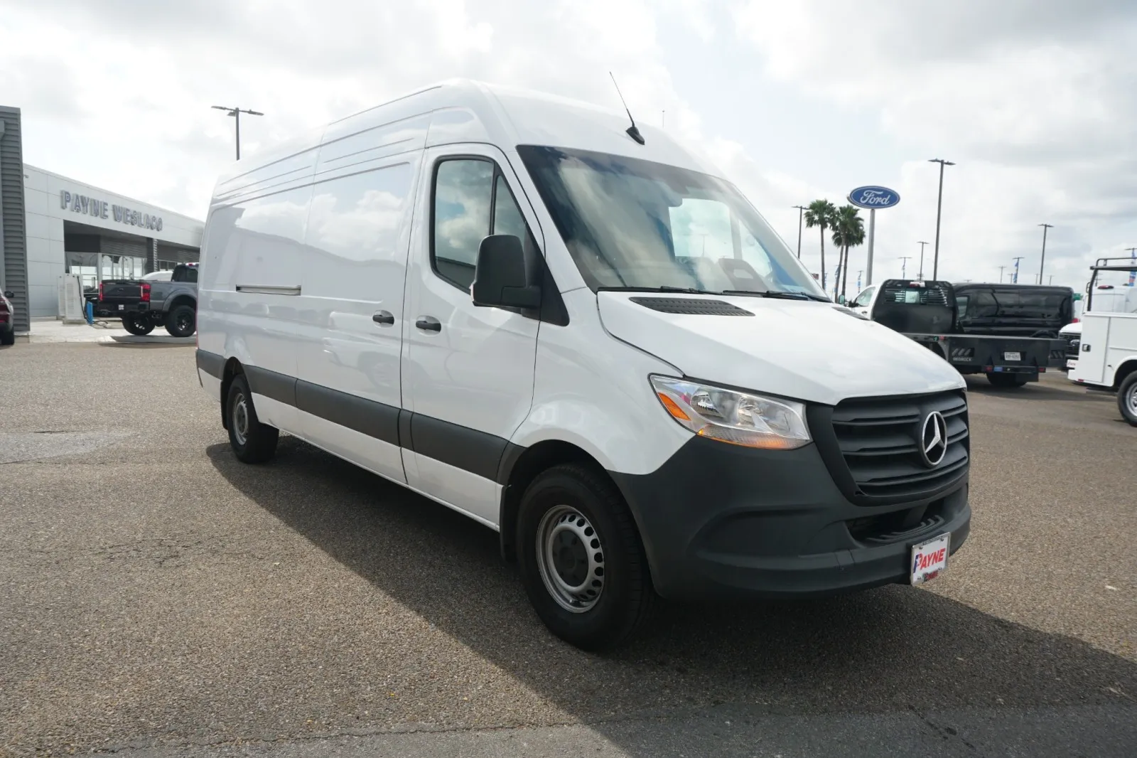 2025 Mercedes-Benz Sprinter Cargo Van 