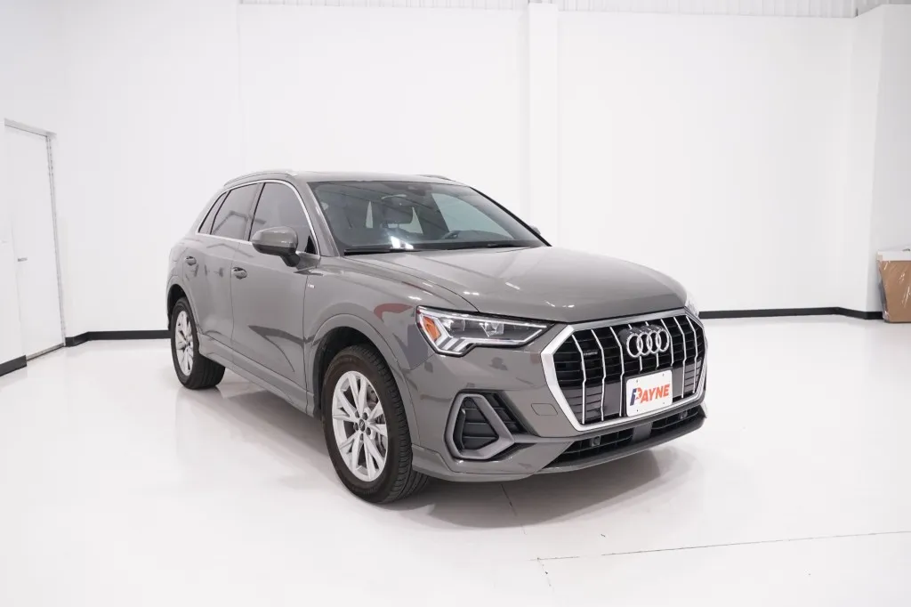 2025 Audi Q3 S line Premium