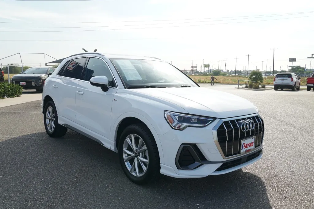 2025 Audi Q3 S line Premium