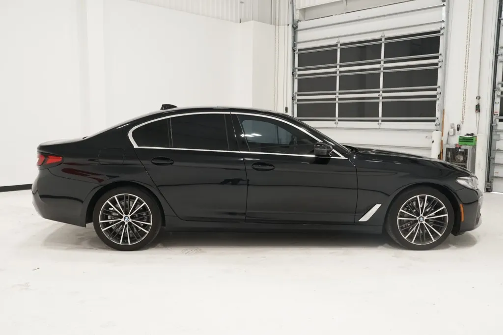 2023 BMW 5 Series 530i