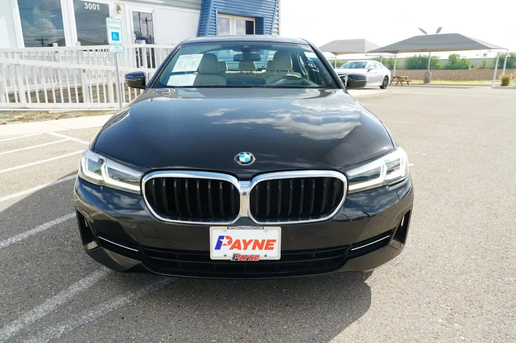 2023 BMW 5 Series 530i