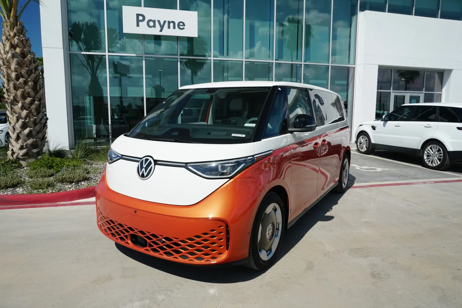 2025 Volkswagen ID. Buzz Pro S Plus