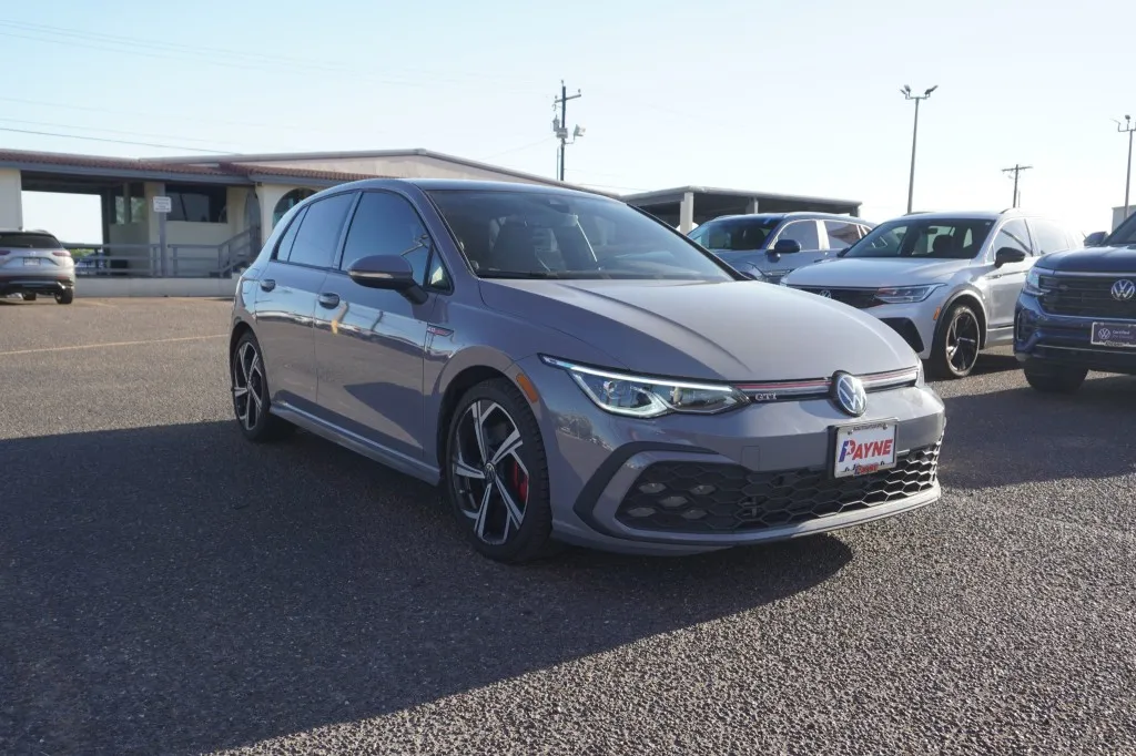 2024 Volkswagen Golf GTI SE