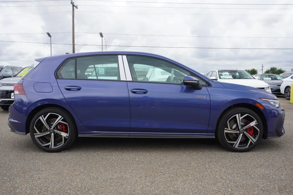 2026 Volkswagen Golf GTI SE 2026 Volkswagen Golf GTI SE