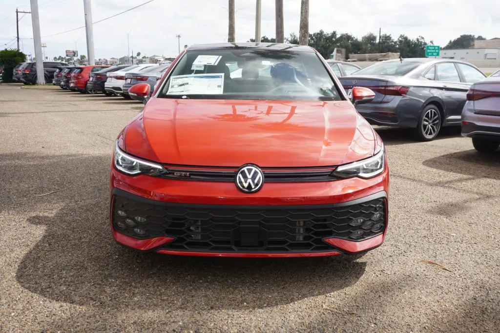 2026 Volkswagen Golf GTI Autobahn