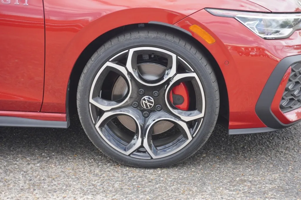 2026 Volkswagen Golf GTI Autobahn