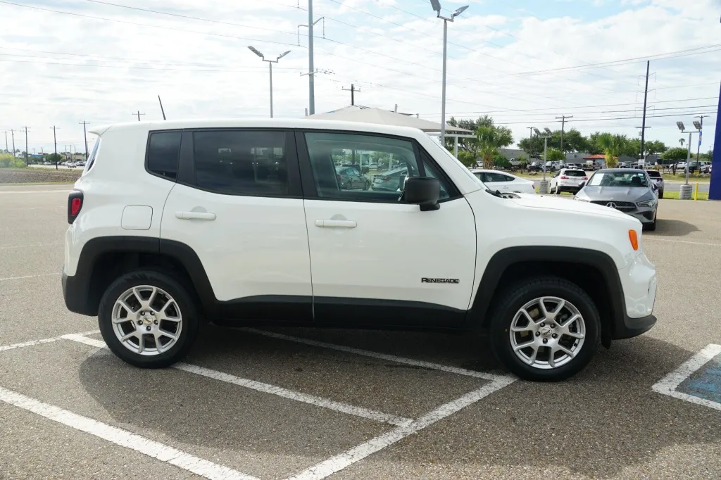 2023 Jeep Renegade Latitude