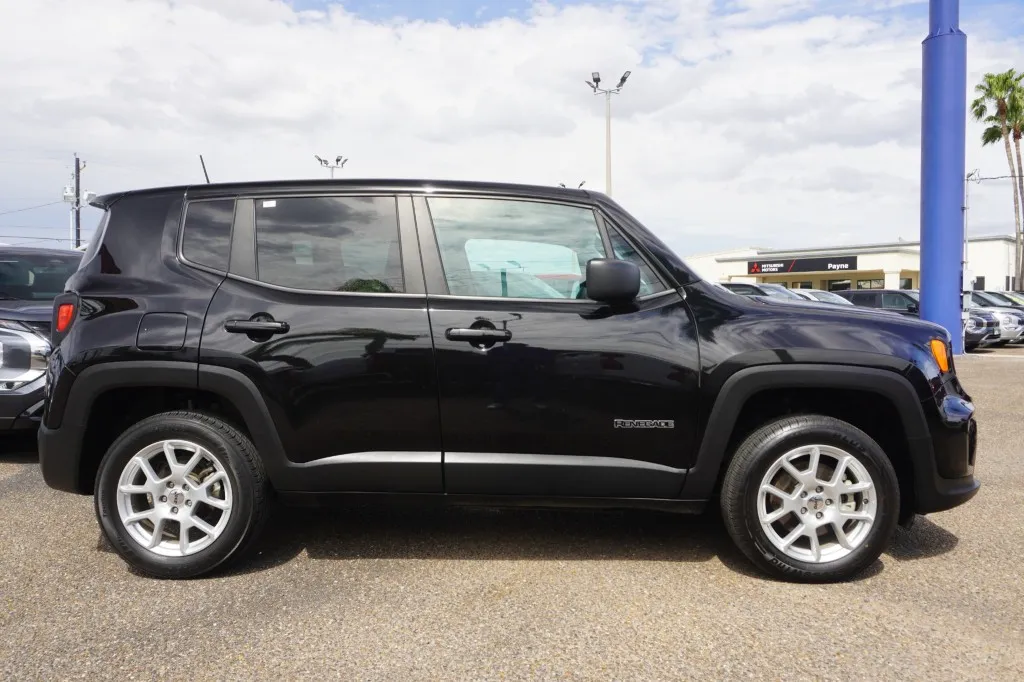 2023 Jeep Renegade Latitude