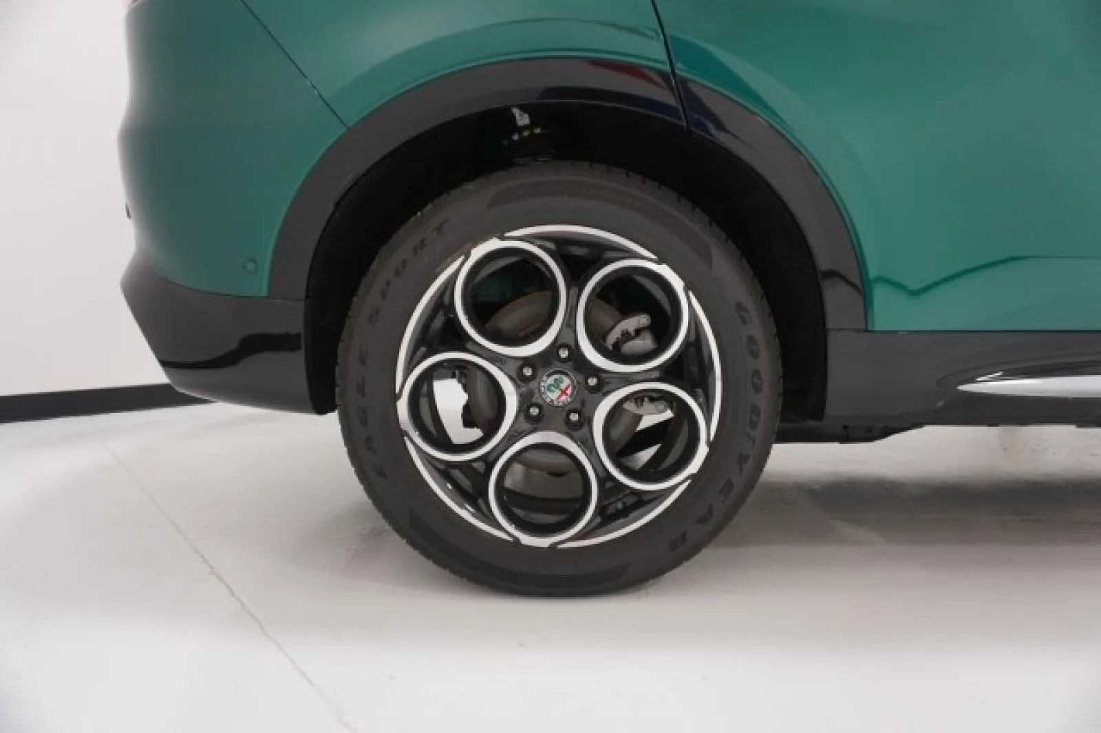 2024 Alfa Romeo Tonale Ti